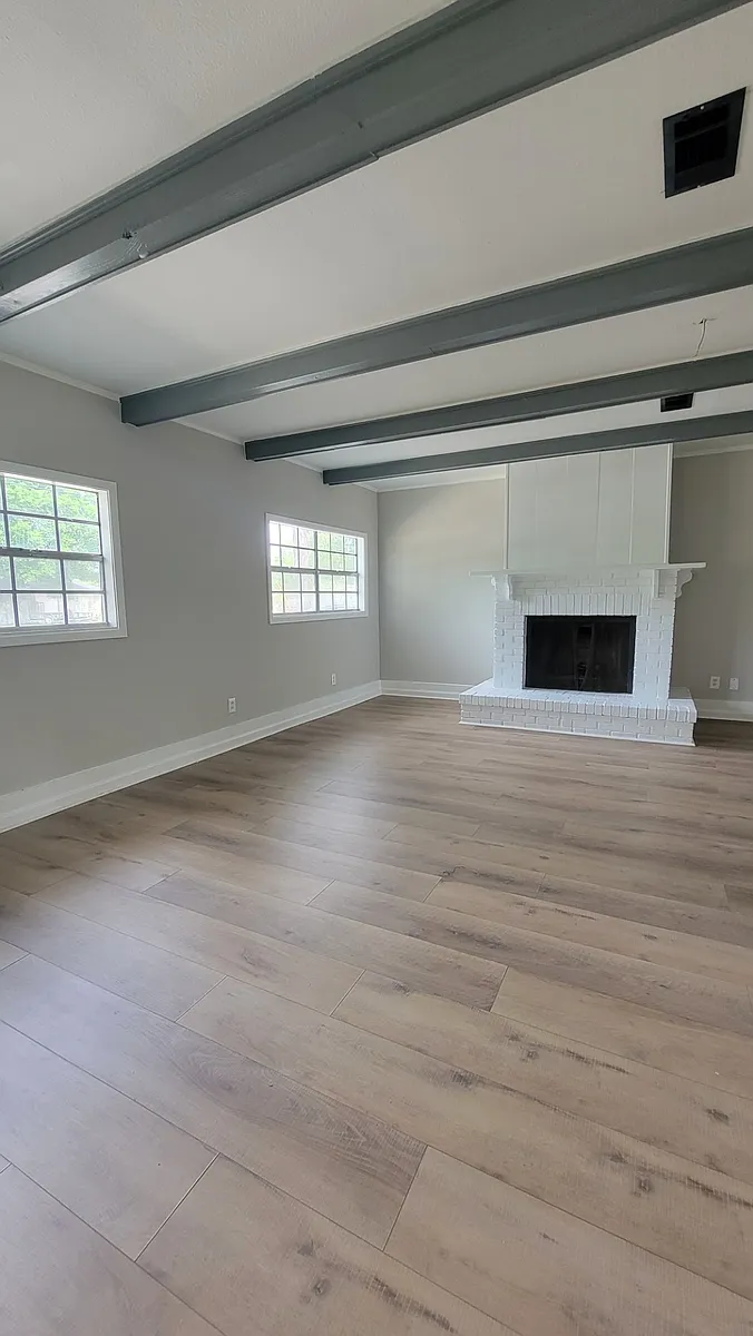 Building Photo - 267 Cardinal Dr