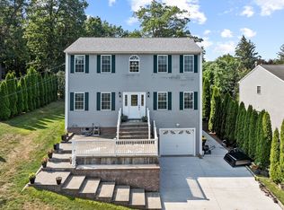 129 Dewey St, Fall River, MA 02720