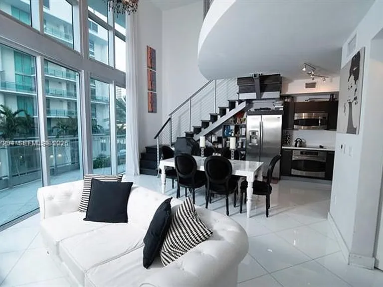 90 SW 3rd St #Townhouse 301 — Photo 1