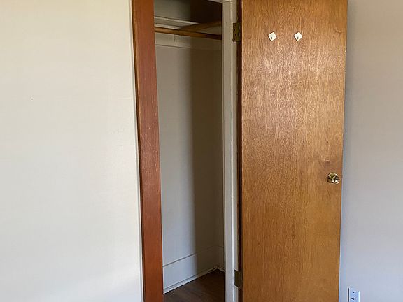 3rd image of 1501-1503 Sturgus Ave S #A
