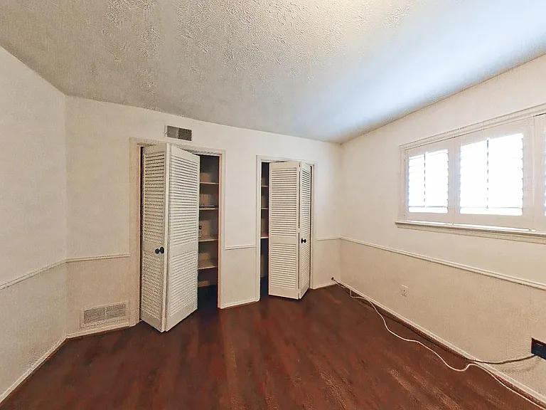 7618 Meadowhaven Dr — Photo 24