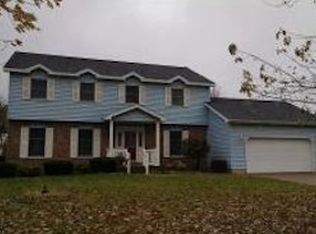 8660 Hickory Hills Dr, Argenta, IL 62501