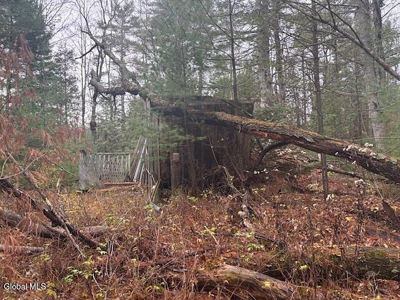 2nd image of 15 Deer Run
