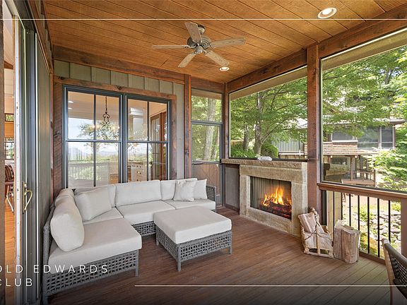 4th image of 826 Highlands Cove Drive