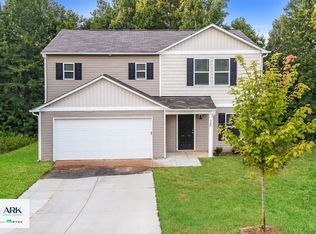 125 Zach Dr, Harmony, NC 28634
