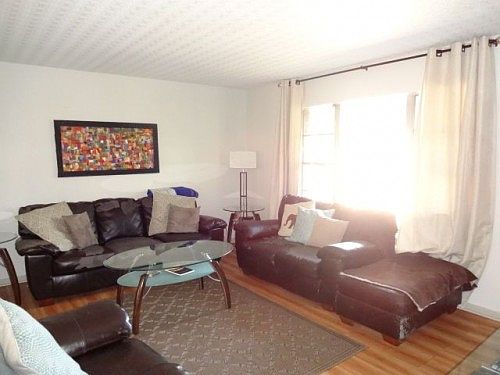 4th image of 407 Cherry Hill Dr