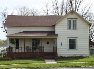 802 S Cedar St, Auburn, IN 46706