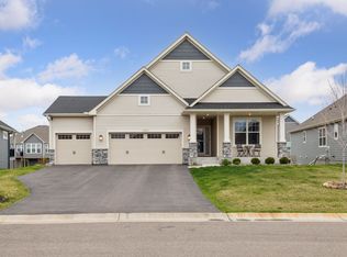 7393 Emily Cir, Lino Lakes, MN 55038