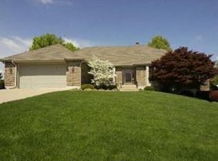 16400 E Debra St, Independence, MO 64055