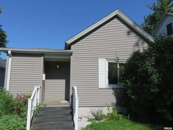 312 N 3rd St, Clinton, IA 52732