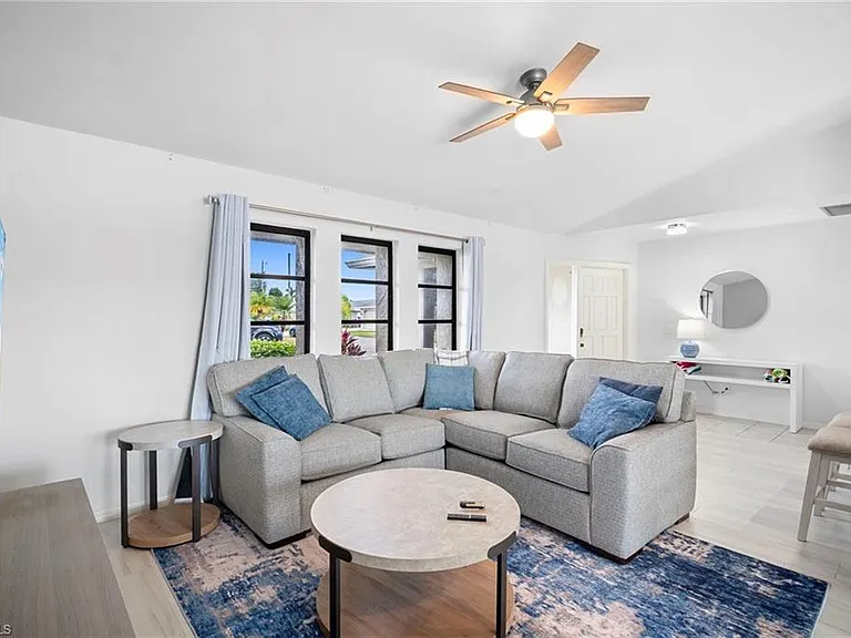 4530 W Coral Cir — Photo 11