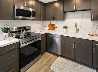 810 2nd Ave NW APT 3, Issaquah, WA 98027