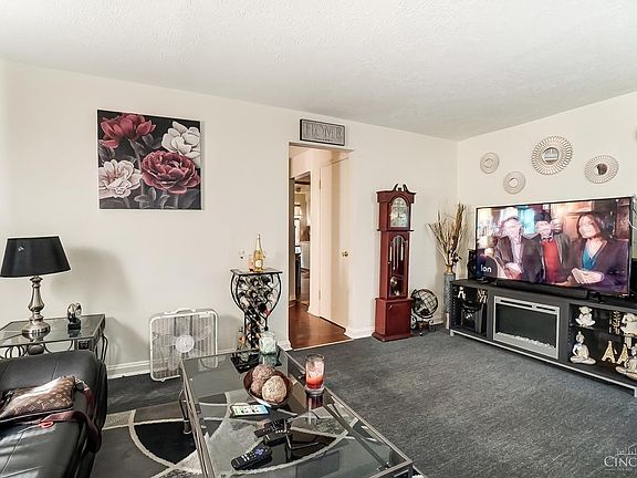 5th image of 145 Glenridge Pl