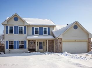 752 Pinehurst Ct, Oswego, IL 60543