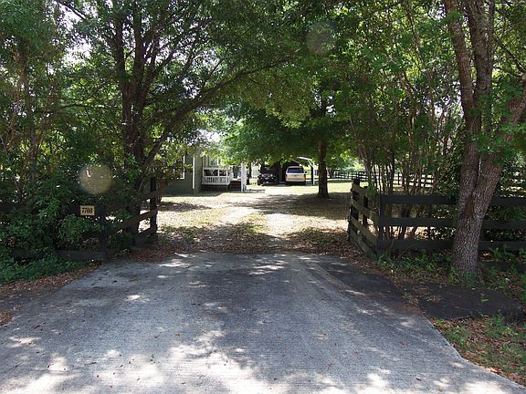 Entry Driveway