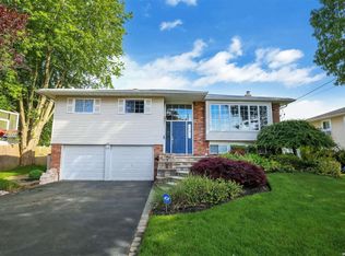 69 Cedar Dr W, Plainview, NY 11803