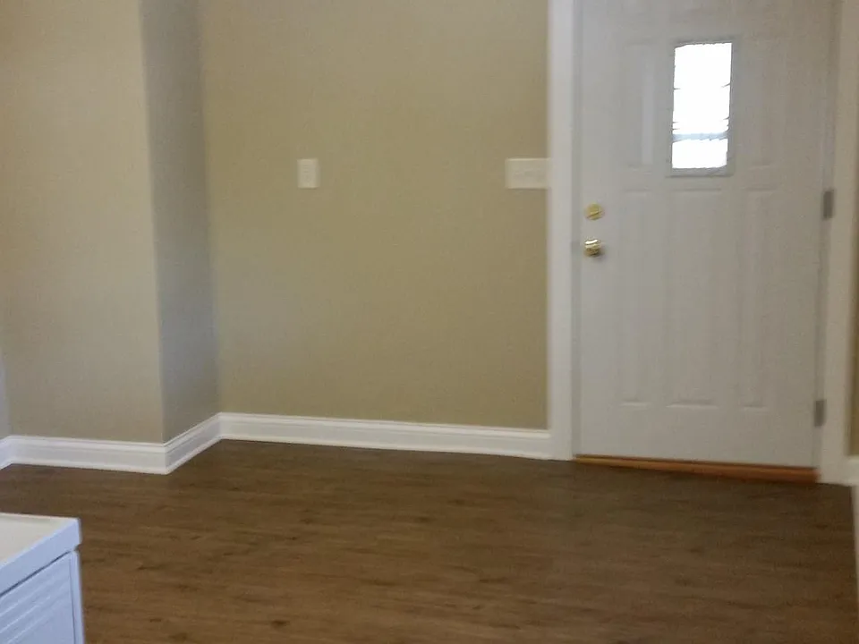 Kitchen-looking from living room