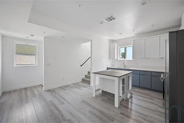534 W Vernon Ave #1-2 — Photo 9
