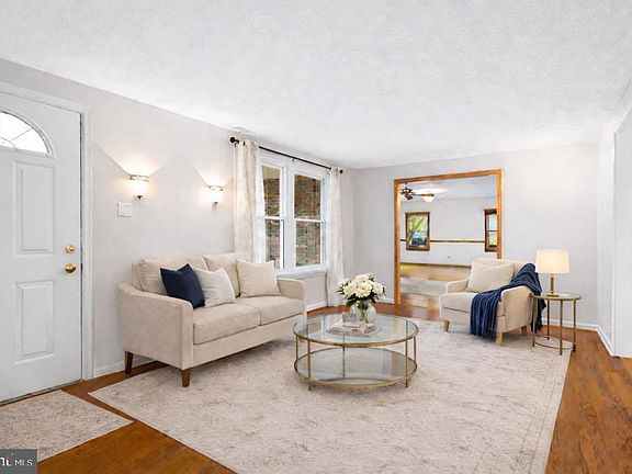 4th image of 4311 Zircon Rd