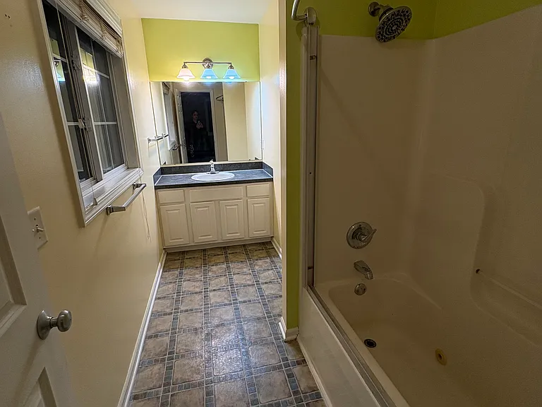 6506 Hartman Dr SE — Photo 6