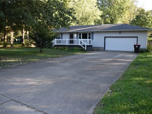 170 Heartwood Dr, Mogadore, OH 44260