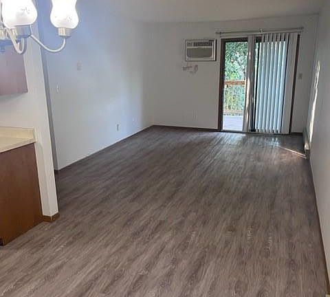 2nd image of 2833 19th Ave S #12