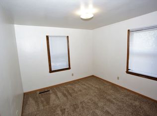2324 6th Ave N APT 4, Grand Forks, ND 58203