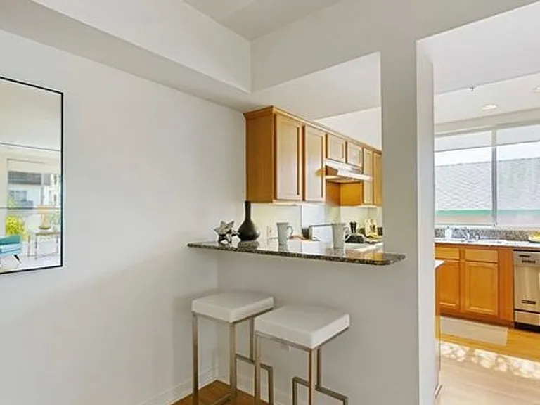 1222 S Westgate Ave #202 — Photo 11