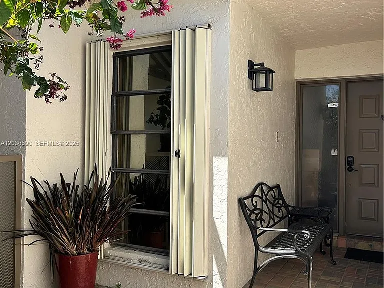 11519 SW 84th Ln #11519 — Photo 2