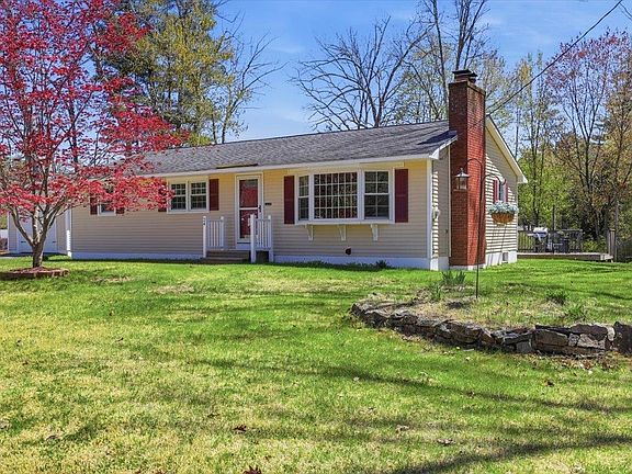 2nd image of 24 Souhegan Drive