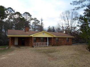2805 Penderville Rd, Weir, MS 39772