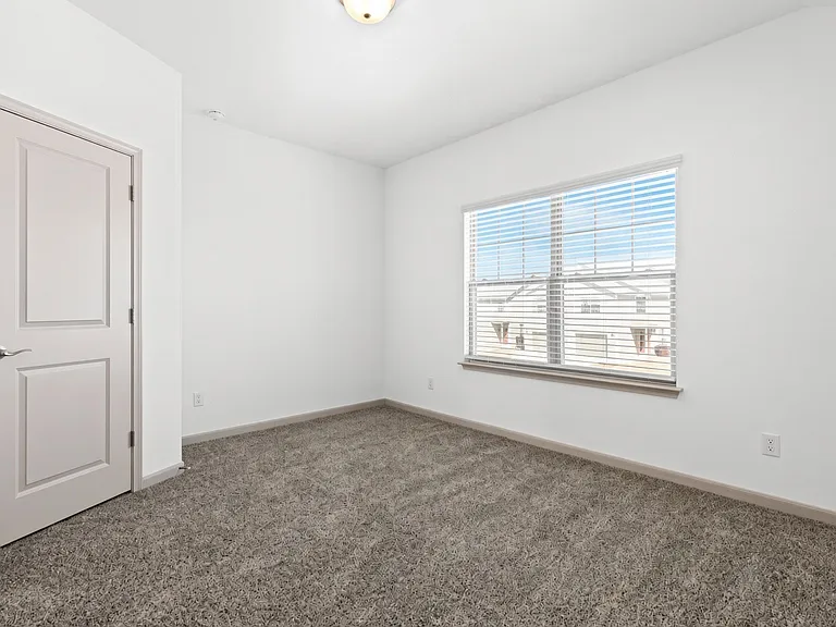 7522 Gramercy Way #101 — Photo 12