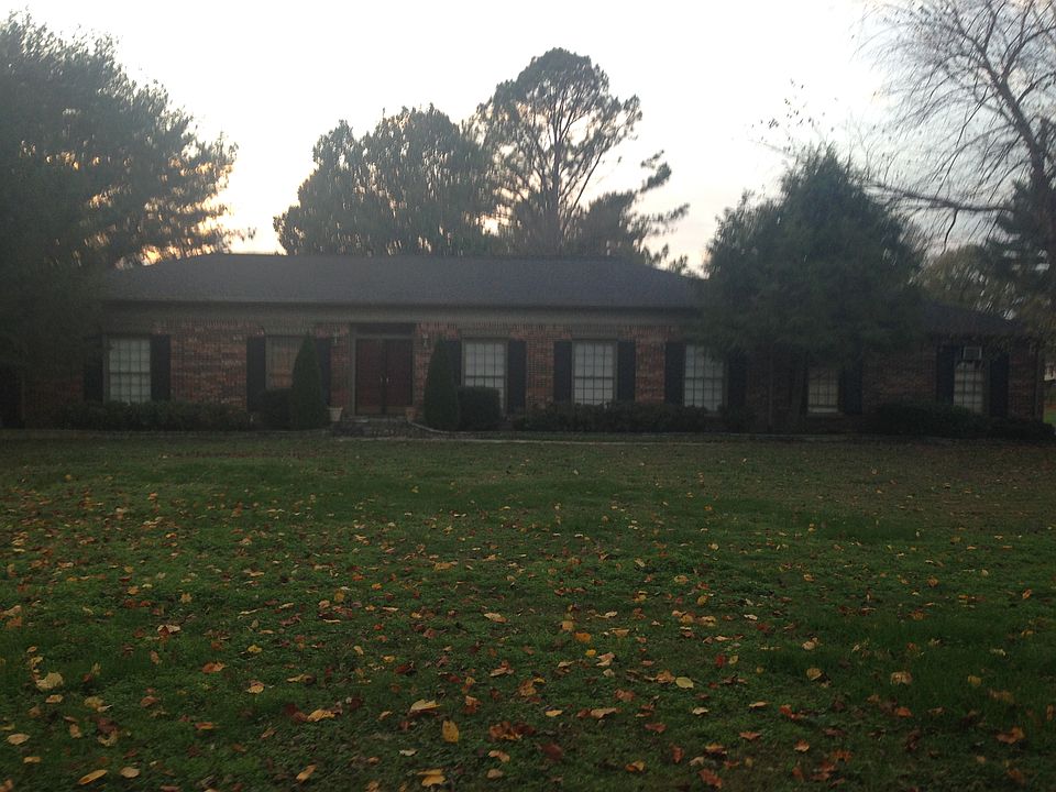 One level 2 car Garage 