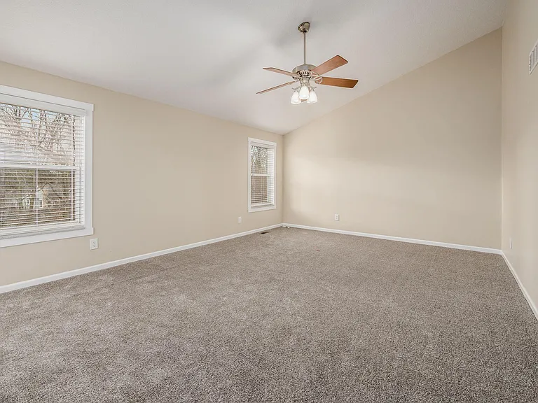 7302 Claddaugh Ln — Photo 26