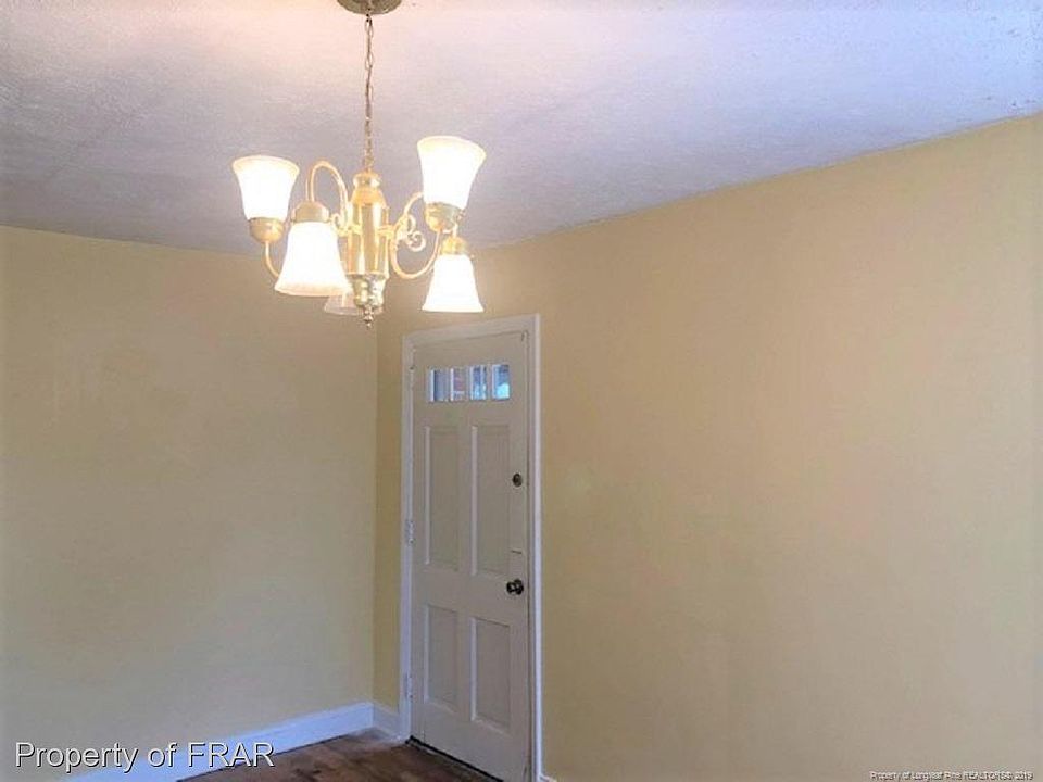 2nd image of 5207 Walnut Dr
