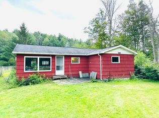 284 Powderhouse Rd, Vestal, NY 13850