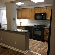 320 Stemmers Run Rd, Essex, MD 21221