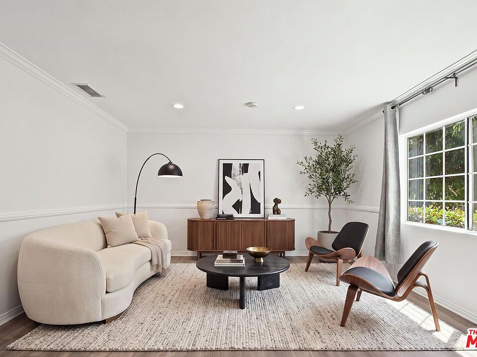 1st image of 7048 Zelzah Ave