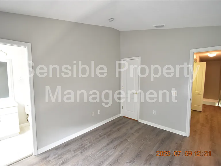 13121 Kings Crossing Dr — Photo 27