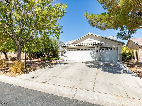 2nd image of 5208 Palm View Dr