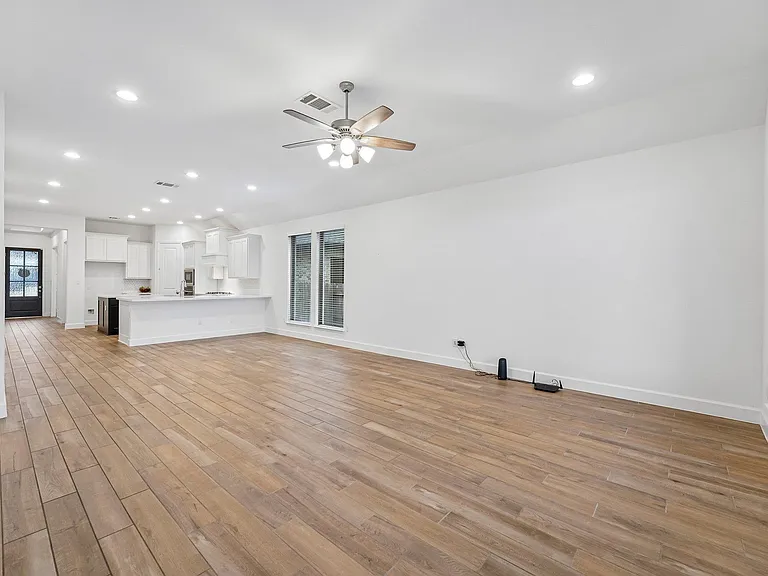 133 Plumbago Loop — Photo 12
