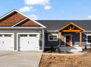 314 Old White Top Rd, Bluff City, TN 37618