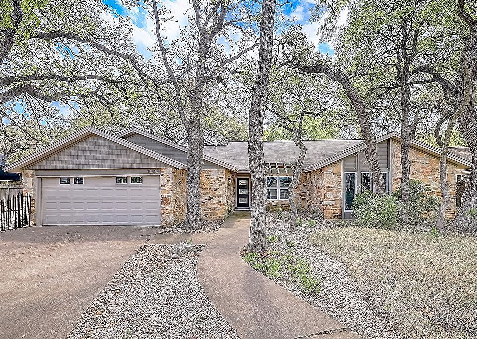 1st image of 10303 Caracara Dr
