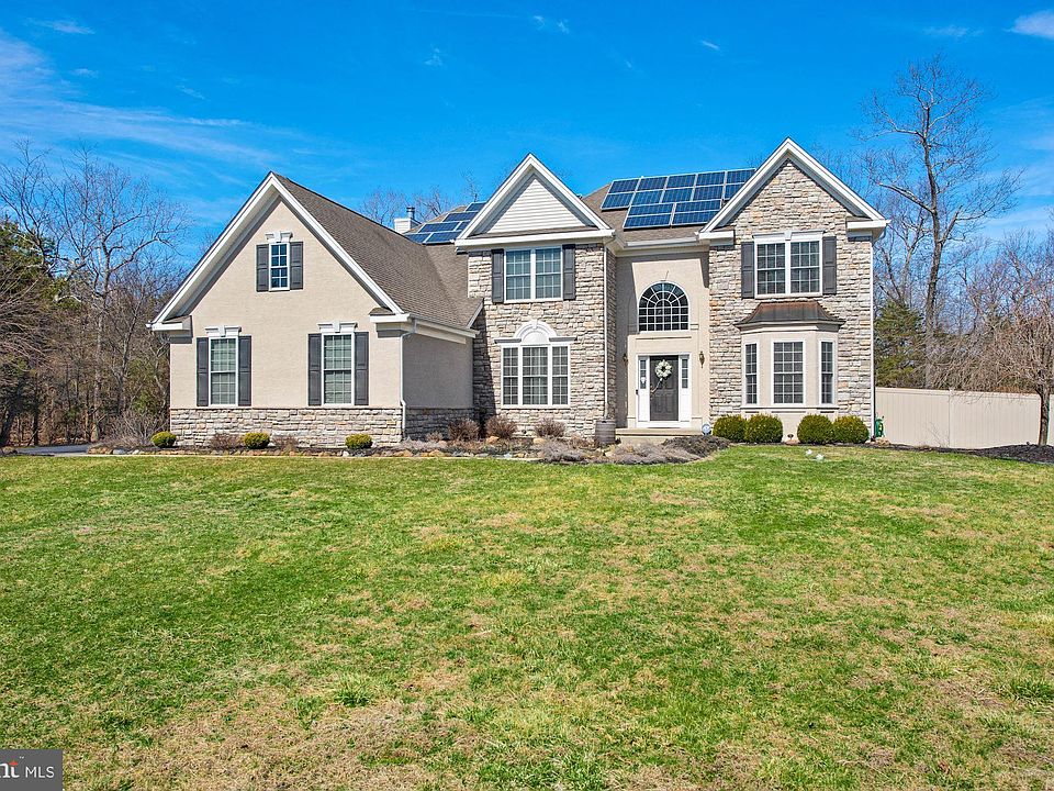 4 Oxford Cir, Vincentown, NJ 08088 Zillow
