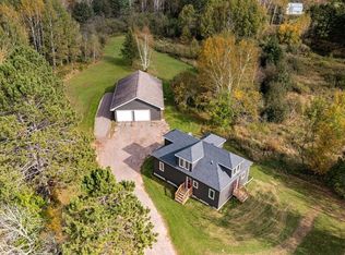 58 Erickson Rd, Esko, MN 55733