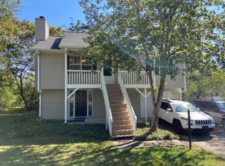 3024 Ashly Pines Dr, Snellville, GA 30078