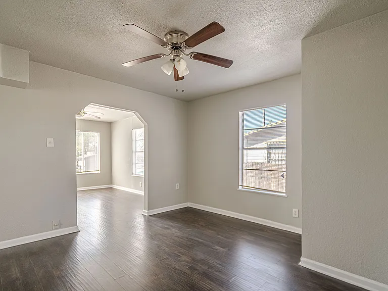 2323 Arbor Pl #3 — Photo 3