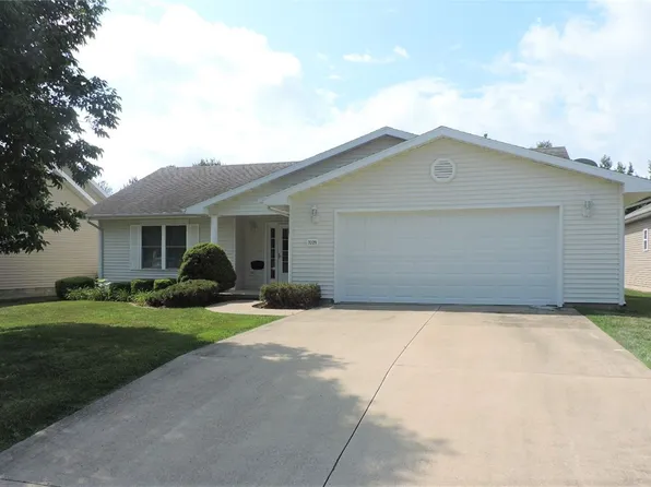 3229 Independence Dr, Danville, IL 61832