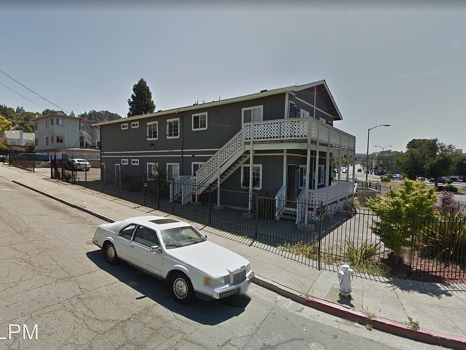 2nd image of 7200 Macarthur Blvd APT 04