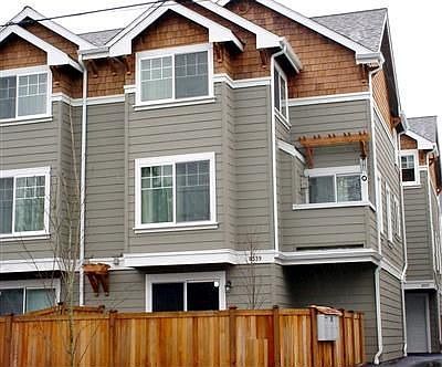 8539 Interlake ave. N Unit B